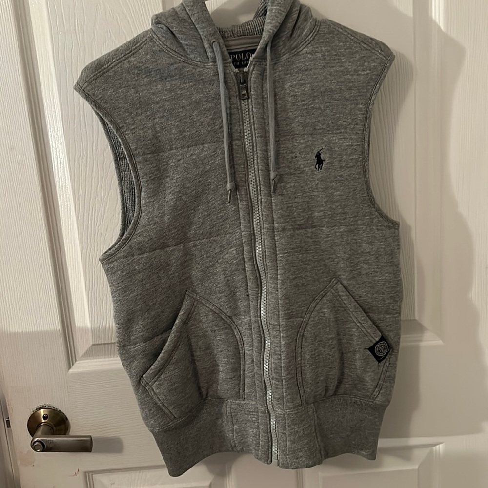 Men’s sleeveless jacket, can be unisex very soft and comfortable